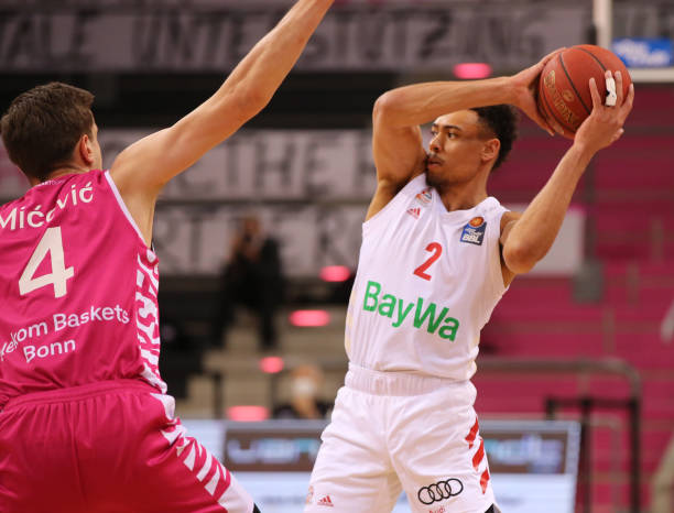 旅途漫长而 旅途漫长而